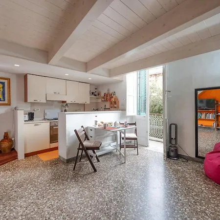 Elia House
